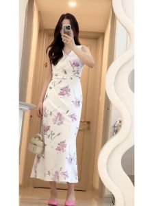 ชุดเดรสยาวทรงเอคอวีพิมพ์ลายสไตล์ย้อนยุคพร้อมเข็มขัดเอวและสายเดี่ยว ชุดเดรสยาวทรงเอเอวสูง ชุดเดรสยาวฤดูร้อนสำหรับผู้หญิง