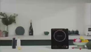 รับประกัน 5 ปี เตาไฟฟ้า 3500W(ทําความร้อนแบบเตาคู่ แผงคริสตัลสีดํา สวิตช์ควบคุมอิสระ / แรงไฟ หม้อสองเครื่องประหยัดเวลาประหยัดพลังงาน)เตาแม่เหล็กไฟฟ้า เตาแม่เหล็ก Induction cooker