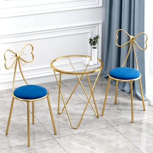 เก้าอี้ Butterfly รุ่นผีเสื้อ รูปทรงสวยงาม ดูแพง สีเก้าอี้สีทอง พร้อมเบาะรองนั่งนุ่มๆ