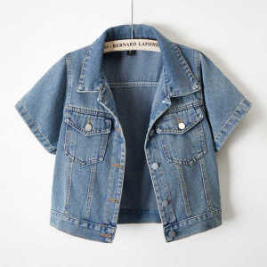 Summer 2025 Womens Loose Fit Thin Denim Short Sleeve Jacket Vintage Style Straight Cut Cotton Blend Short Outerwear for Petite