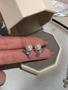 CAFFTI | Elegant Pearl And Diamond 925 Silver Earrings