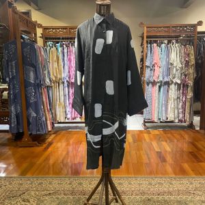 Areefa Tunik Viscos Payet by Dian Pelangi LIMITED EDITION Baju Atasan Blus Outfit Pesta Kondangan Pernikahan Kerja Kantor Casual Formal Wanita Hijaber Cantik Anggun Modis Modern Elegan Mewah Model Korea Terbaru Motif Batik Hand Made Kekinian