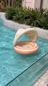 Rooxin | 1Pcs Striped Pool Float Ring Inflatable Swimming Seat Ring Swim Tube Swimming Circle Swim Float﻿ With Canopy Sunshade  ﻿