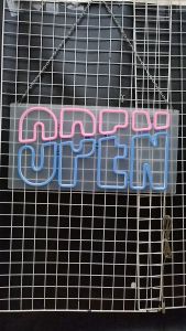 OPEN ขนาด 60 X 30 X 1.5 cm ป้ายไฟนีออน หน้าร้าน ป้ายไฟตัวอักษร ตกแต่งหน้าร้าน สร้างความโดดเด่นให้ร้านคุณ