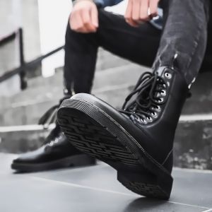 รองเท้าบูทมาร์ตินรองเท้าผู้ชายฤดูหนาวรองเท้าแฟชั่นใส่ทำงานข้อสูงสำหรับผู้ชายรองเท้าผ้าฝ้ายบุขนกำมะหยี่แบบยาวสำหรับผู้ชายรองเท้าบูทหนังใส่ขี่มอเตอร์ไซค์ที่นิยมในโลกออนไลน์กันน้ำ