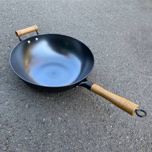 Traditional Style Home Use Iron Wok Non-Stick Pure Iron Cast Iron Stove Top And Induction Cooker Universal Flat Bottom Wok