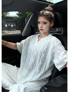 White Lattice V-Neck Short Sleeve Textured Breathable Diamond Pattern T-Shirt