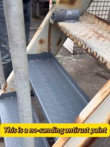 Aqua Metal Rust Primer  •ANTI-RUST ALL-IN-ONE •WATER-BASED •FAST DRYING •CAN APPLY OVER RUST •GOOD ADHESION