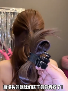 คลิปผมผีเสื้อ เป็นธรรมชาติ เสกผมสวย กิ๊ฟผมฟู กิ๊บผีเสื้อ ผมปลอม ไหมนิ่ม ไม่เงา เนียนเหมือนผมจริง