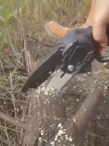 เลื่อยไฟฟ้าขนาดเล็กแบบไร้สาย เลื่อยยนตัดไม้ 6นิ้ว 48V เลื่อยไฟฟ้าตัดแต่งเลื่อยแบตเตอรี่ลิเธียมแบบชาร์จไฟได้ เลื่อยไฟฟ้าแบต เลื่อยโซ่ไฟฟ้า เลื่อยตัดไม้