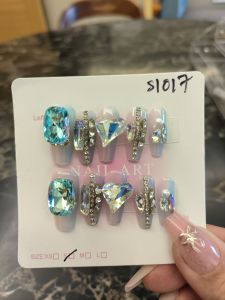 (FREE TOOLKIT) 10 PCS PRESS ON NAILS. HANDMADE NAILS SIZE S