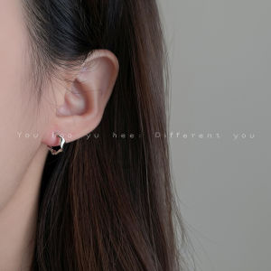 Elegant Twisted Circle Ear Cuffs for Women Simple Minimalist Style Fashionable New 2025 Alloy Gold Plated Korean Style Jewelry