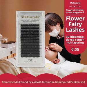 Matsuzaki | Light and Soft Manga-Style 3 Clover False Lashes