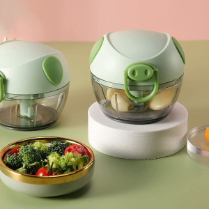 Máy xay Tỏi Ớt Mini Dụng cụ Xay Rau Củ Cầm Tay Siêu Tiện Lợi 180ml Hình Con Heo Cute