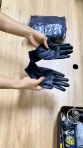 Găng tay lao động phủ PU đen găng tay làm vườn chống trơn trượt bao tay bảo hộ lao động cao cấp