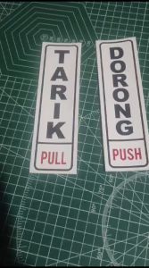 STIKER GESER UNTUK PINTU 1 SET 2 PCS