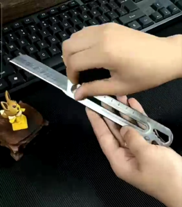 【SKIT SG】6-in-1 Stainless Steel Utility Knife Retractable Box Cutter Heavy Duty Metal Penknife with Ruler Wrench Bottle Can Opener Screwdriver Multifunctional Carpet Paper Cardboard Cutting Hand Tool Safe Locking Sharp Blade for Office Warehouse DIY Art