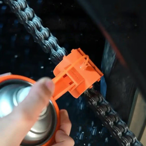 Chain Cleaning Brush