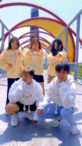 Áo hoodie nam nữ dây áo độc lạ bình dương