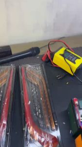 1 đôi đèn hậu V to 12v 24v