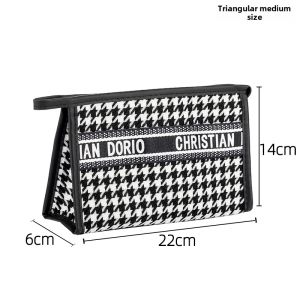 Large Capacity Portable Womens Makeup Bag Travel Toiletry Storage Organizer Retro Pattern Cloth Cuboid Shape from China