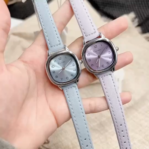 KOUTAKE#1790 นาฬิกาข้อมือสายหนังผู้หญิง ดีไซน์เลขครบ หน้าปัด28มิล สไตล์มินิมอล ตั้งให้พร้อมใช้งาน พร้อมส่ง