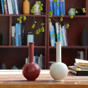Zen Style Decorative Vase for Tea Ceremony and Flower Art