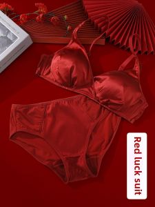 Red Silk Underwear Set Womens Wedding Bra And Panties No Steel Ring Luxury Style Gathered Function Fixed Double Straps Triangle Panties