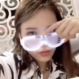 Party LED Glow Cold Light Glasses for Girls Light Up Shades Flash Rave Luminous Glasses Festive Favors Atmosphere Props