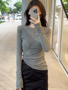 Slim Fit Grey Long Sleeve T-Shirt Womens Base Shirt Inner Wear Thin Style Early Autumn Fashionable Top Commute Style