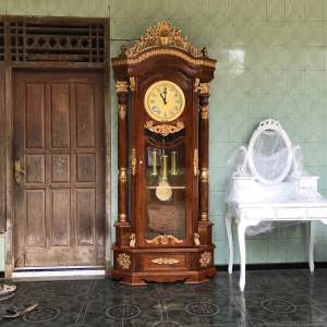 ALMARI jam lemari jam hias jati Jepara Furniture