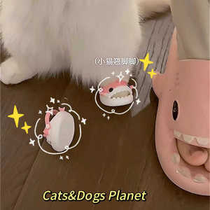 รองเท้าสัตว์เลี้ยงฉลามไล่ระดับสี ดีไซน์ ฤดูร้อน รองเท้าแตะสําหรับแมวและสุนัข น่ารัก รองเท้าเล็กๆแบบสวมรองเท้าสัตว์เลี้ยง