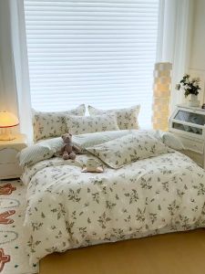 4 in 1 Garterized Bedding Set Fitted Sheet Pillowcase Duvet Cover Comforter Soft Comforter Cover Bedsheet