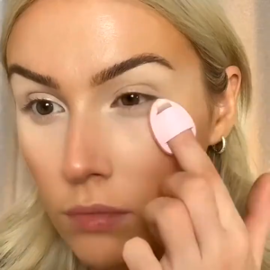Makeup Air Sponge | Powder Puff | Super Absorbent Makeup Egg | Wet & Dry Use | Foundation Blender