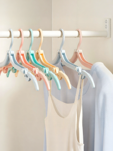 TUROU | Foldable Travel Hanger