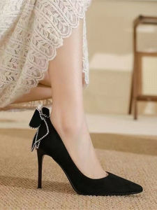 Thời Trang/ Phong Cách Màu Đen Giày Cao Gót Mũi Nhọn 34-43 Kích Thước Đa Năng Giày Công Sở Gót Mỏng Dành Cho Nữ Có Nút Bướm Thời Trang Sành Điệu Chuyên Nghiệp