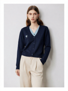 Toyouth | Áo Len Ngắn Thiết Kế Màu Sọc V-Neck