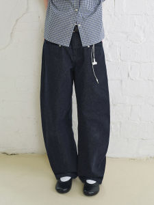 714street | Light Wash Curved Blade Jeans Women