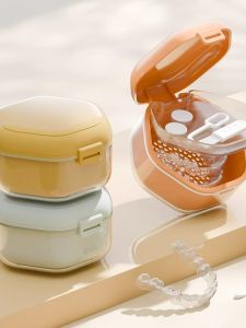 Invisible Orthodontic Retainer Storage Box Portable Denture Storage Case Convenient Toothbrush Organizer for Home And Travel