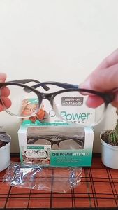 Kacamata baca plus auto fokus anti radiasi model terbaru lensa bening nyaman pria wanita