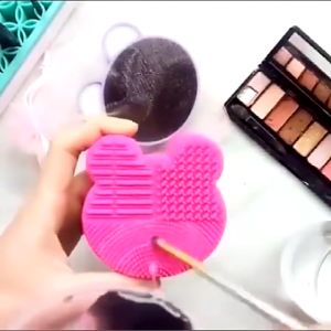 Dita\_shop อุปกรณ์ทําความสะอาดแปรงแต่งหน้า พร้อมส่ง ซิลิโคนสำหรับความสะอาดแปรงแต่งหน้า