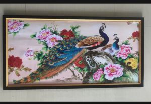 Hiasan dinding cetak gambar lukisan sepasang burung merak plus bingkai ukuran 50x100cm
