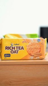 Julies Biscuit Import 210 Gr Puff Sandwich Le-Mond Chocolate Hazelnut Lemon Cheddar C Sandwich Cheese Peanut Butter Rich Tea Oat 25 Ten Grains Strawberry Crackers Wheat Sugar Butter Charm Tiramisu Double Choco. Assorted Coconut Coffee Waffles