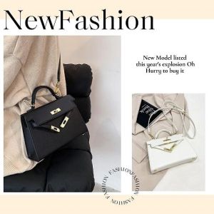 NQshop เตรียมจัดส่ง กระเป๋าสะพายไหล่ สีพื้นเรียบง่าย เข้าได้กับทุกการแต่งกาย ใบเล็กสวยจึ้ง สะพายได้ทุกวันทุกลุค มีตัวล็อคด้านหน้า คือดีย์ สาวๆมีไว้สักใบน้า