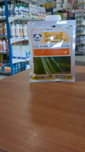 ไคเซอร์ (ซอง) (อีมาเมกตินเบนโซเอต) คุณสมบัติเแ็นสารชนิดสัมผัสและดูดซึม ใช้ป้องกัน เพลี้ยไฟ หนอนเจาะลูก หนอนชอนใบ  หนอนกระทู้ข้าวโพด หนอนเจาะผักถั่ว