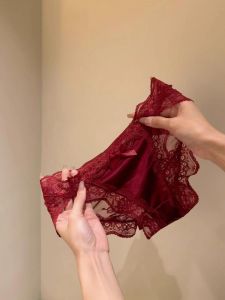 New Year Cherry High End Player White Satin Lace Trim Sports Bag Luxury Pure Desire Handbag without Brand Registered Trademark