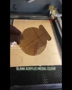 100 PCS Acrylic Blank Medal Clear Ornament Blank Transparent 3mm / 2mm Thickness