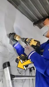 Mũi khoan rút lõi khô kích thước 18cm phi ( 27- 32-40-51-56-63)mm màu vàng có rãnh.
