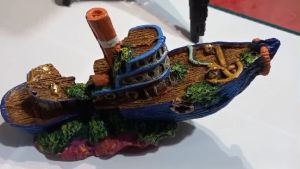 jack ship decoration to your aquarium random colors