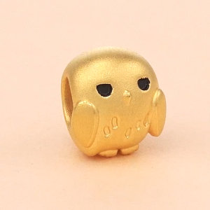Chow Sang Sang 周生生 999 Gold Harry Potter Hedwig Charm for Women & Men 93576C (Bracelet Not Included)